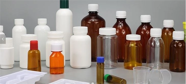 Small Plastic Pill Containers